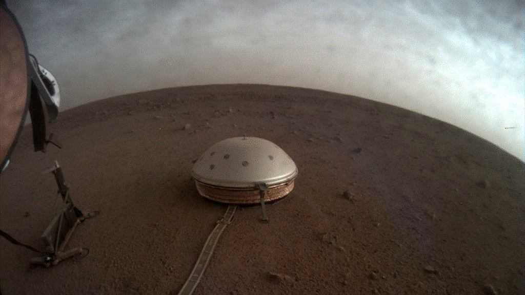 Explore the interior of Mars with Insight probes.  She has, among other things enjoy shells, she never thought.  "only chance"
