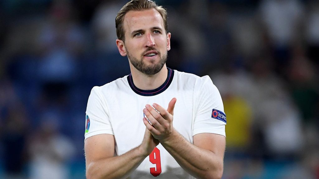 End of speculation!  Harry Kane announced his future.  Soccer in the end