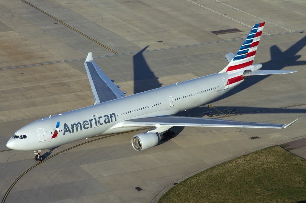 American Airlines canceled more than 1,600 flights over the weekend
