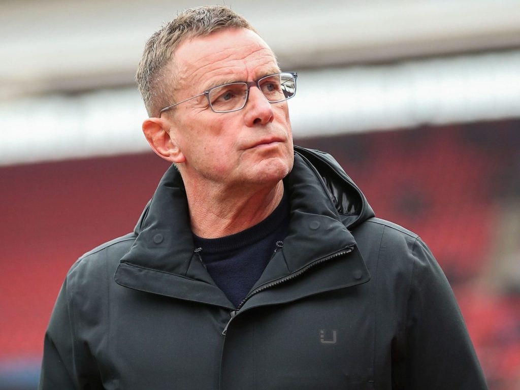 Premier League 2021/22.  A sensation at Manchester United.  It will be taken by Ralf Rangnick, known from RB LIpsk