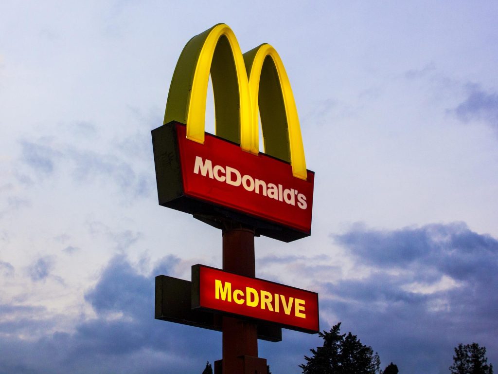Will McDonald's open on Christmas Day, December 25, 2021 in Krakow? [LISTA RESTAURACJI]