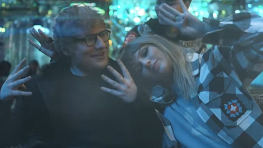 Ed Sheeran and Taylor Swift wydali now duet.  "The Joker and the Queen" to the audience
