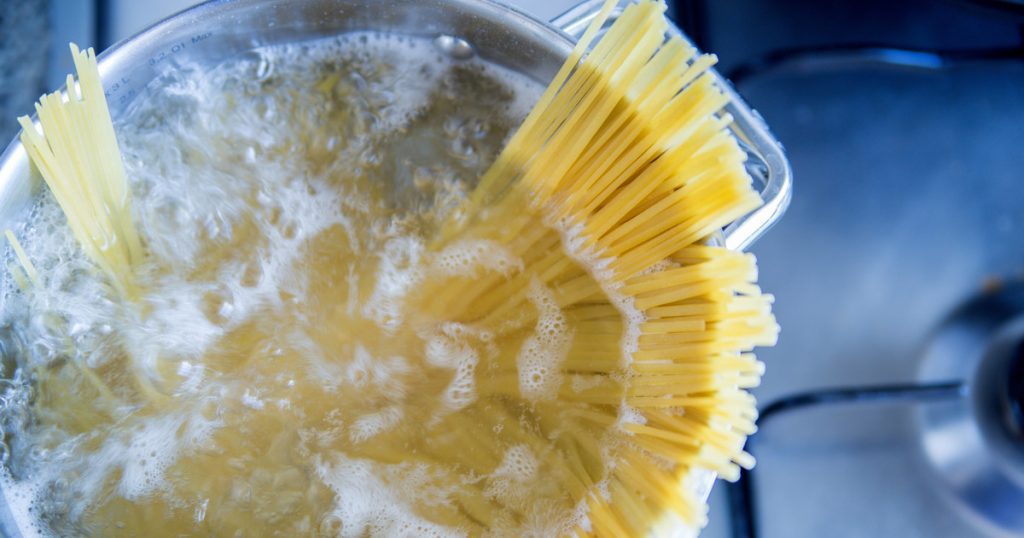 Three simple rules for cooking pasta in moderation