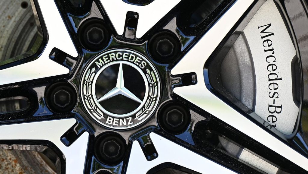 Brake problems: Mercedes recalls nearly a million cars worldwide