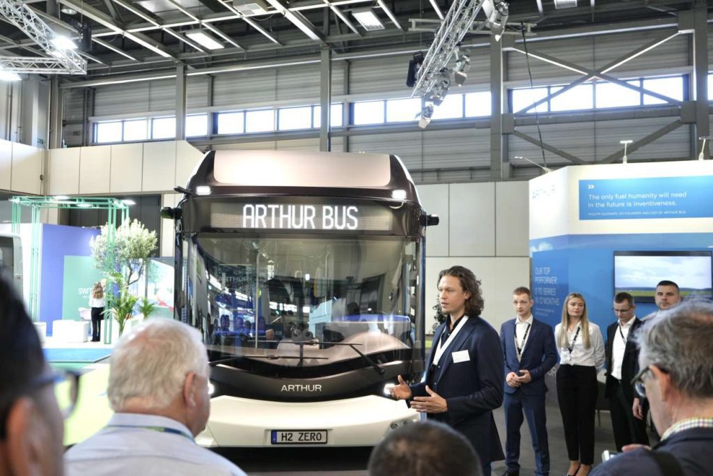 Arthur H2 Zero goes into operation for the first time - in Erlangen - fuel cells, buses, electric mobility (electronic mobility), engine types, fuels and emissions |  News |  transmit vision