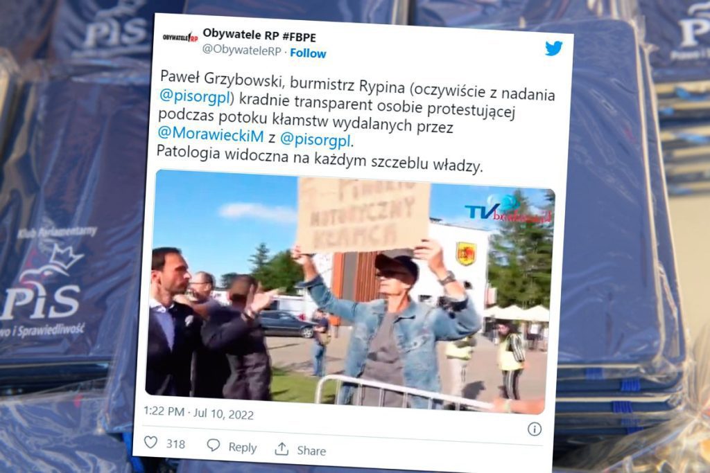 Rybin.  A row during a meeting with Mateusz Morawiecki.  The mayor snatched the poster from the men
